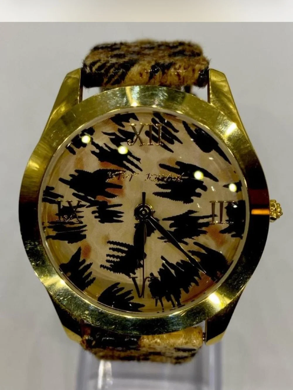 Betsy Johnson ^^^ Classic Signature ^*^ Gold-Tone Animal Print Watch ***